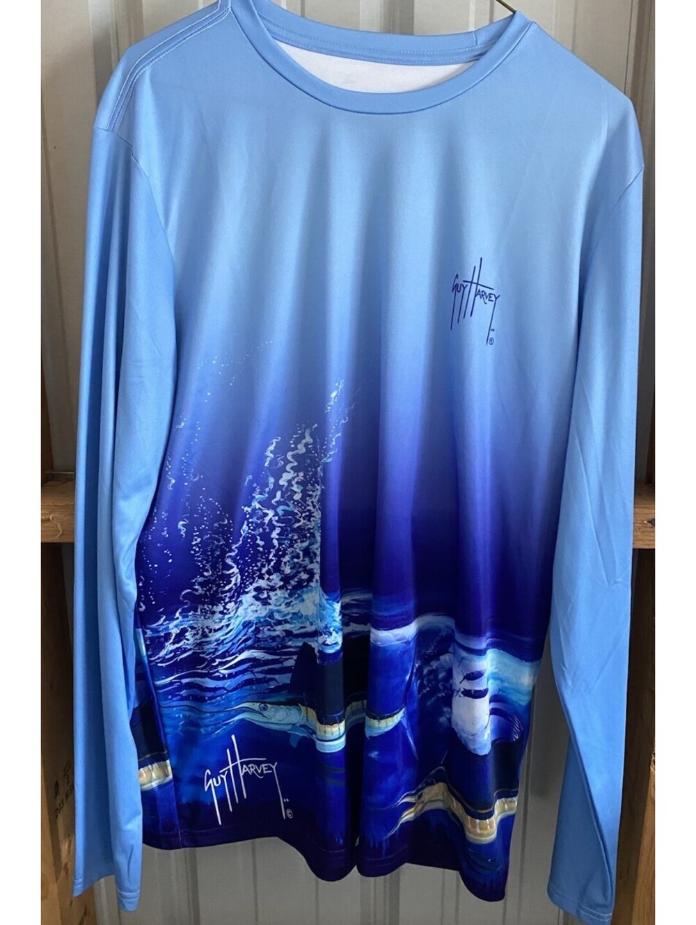 Guy Harvey Fishing Sun Shirt Size M Vacation Boating Swim Top Ocean & Water Wave